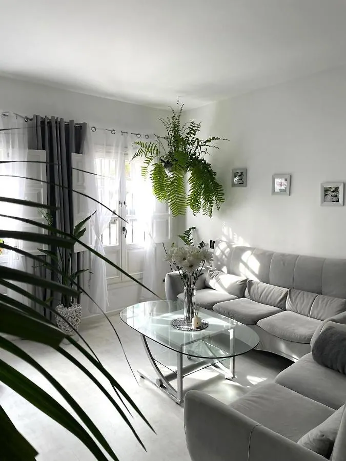 Appartamento Home Away From Home Marbella Spagna