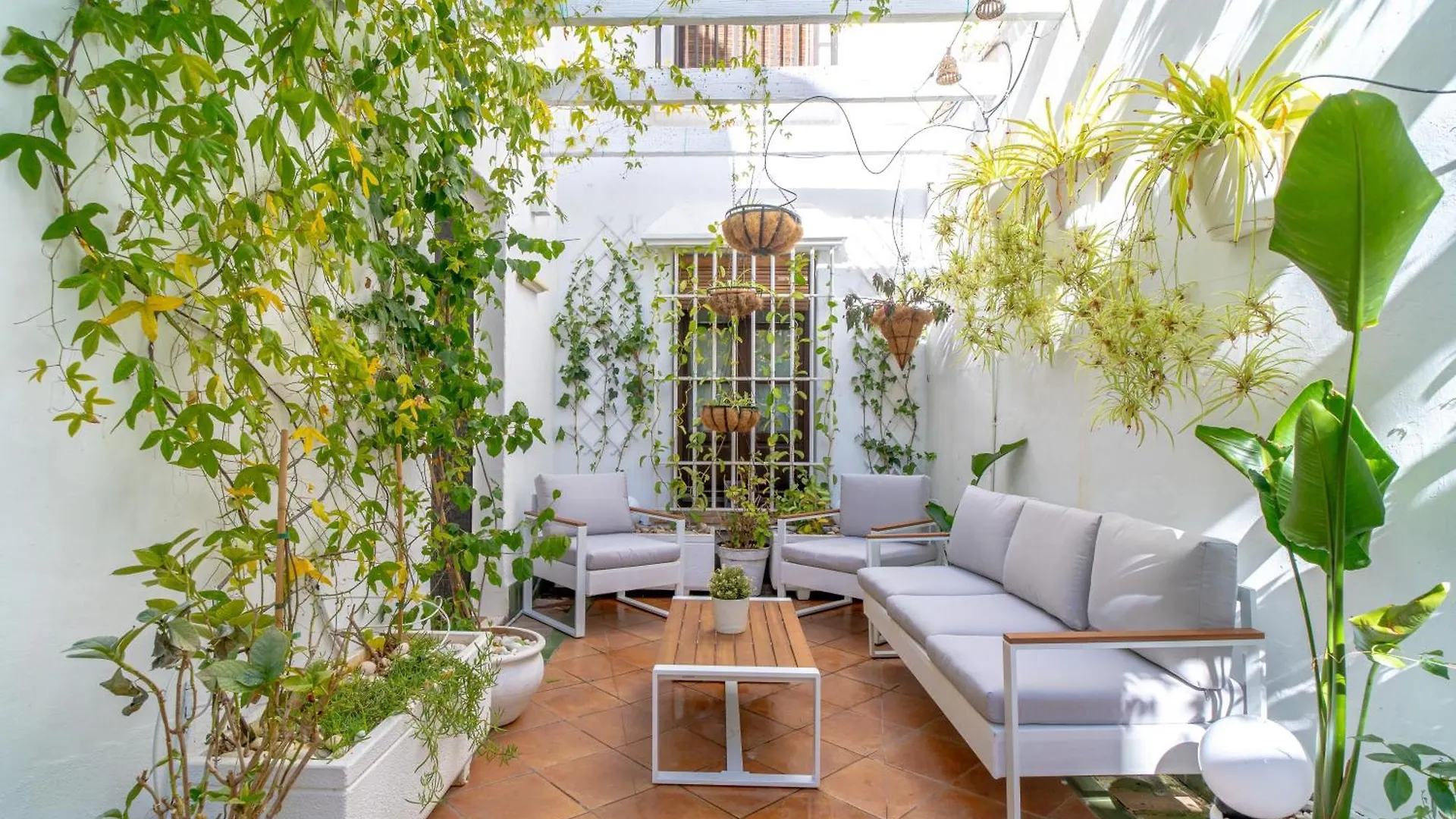 Home Away From Home Marbella Appartamento